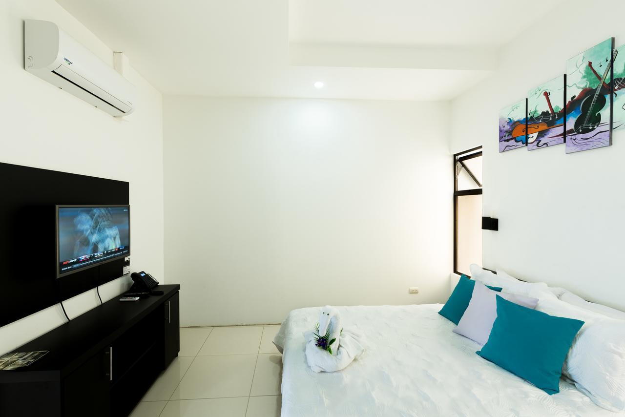 Apartamentos La Casona La Fortuna Exterior photo